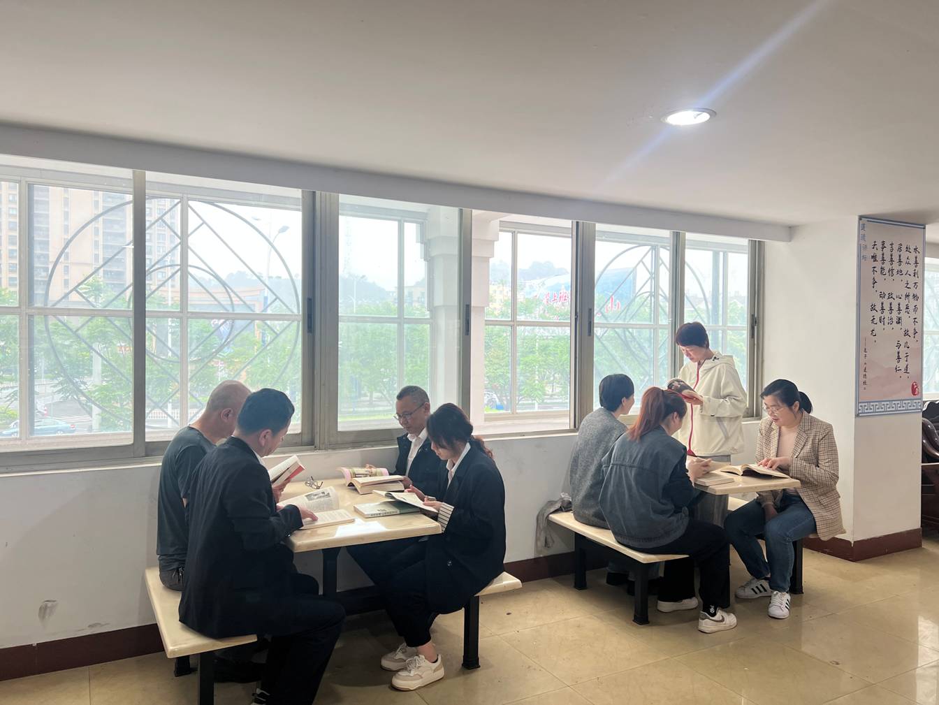 image002.jpg image002.jpg