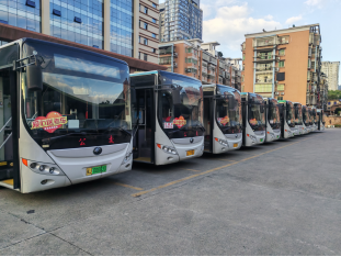 护送赶考路 情暖学子心(6.9)(2)477.png 护送赶考路 情暖学子心(6.9)(2)477.png